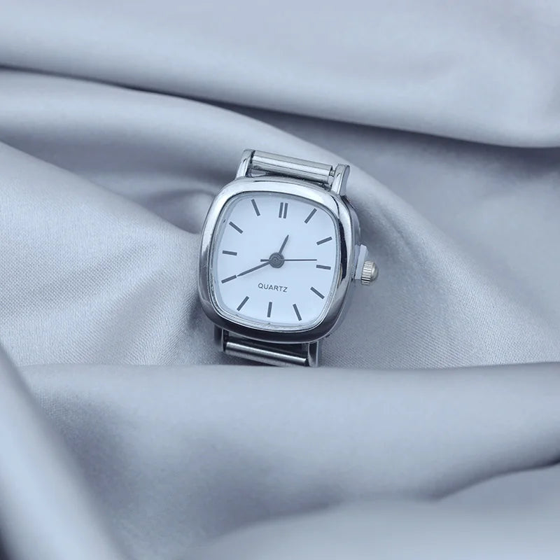 Élégance Watch